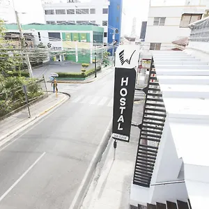  Hostal Whostal